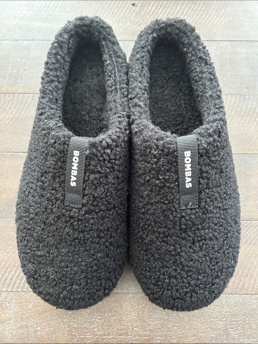 Bombas Women’s Black Sherpa Slip-On Slippers